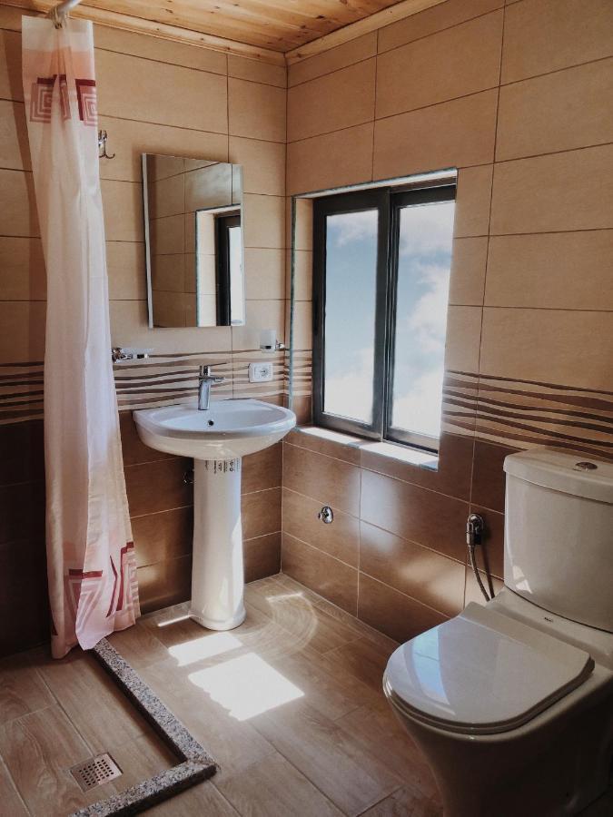 Guesthouse Pashko Тет Екстериор снимка