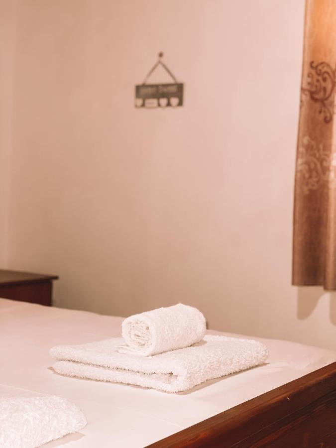 Guesthouse Pashko Тет Екстериор снимка