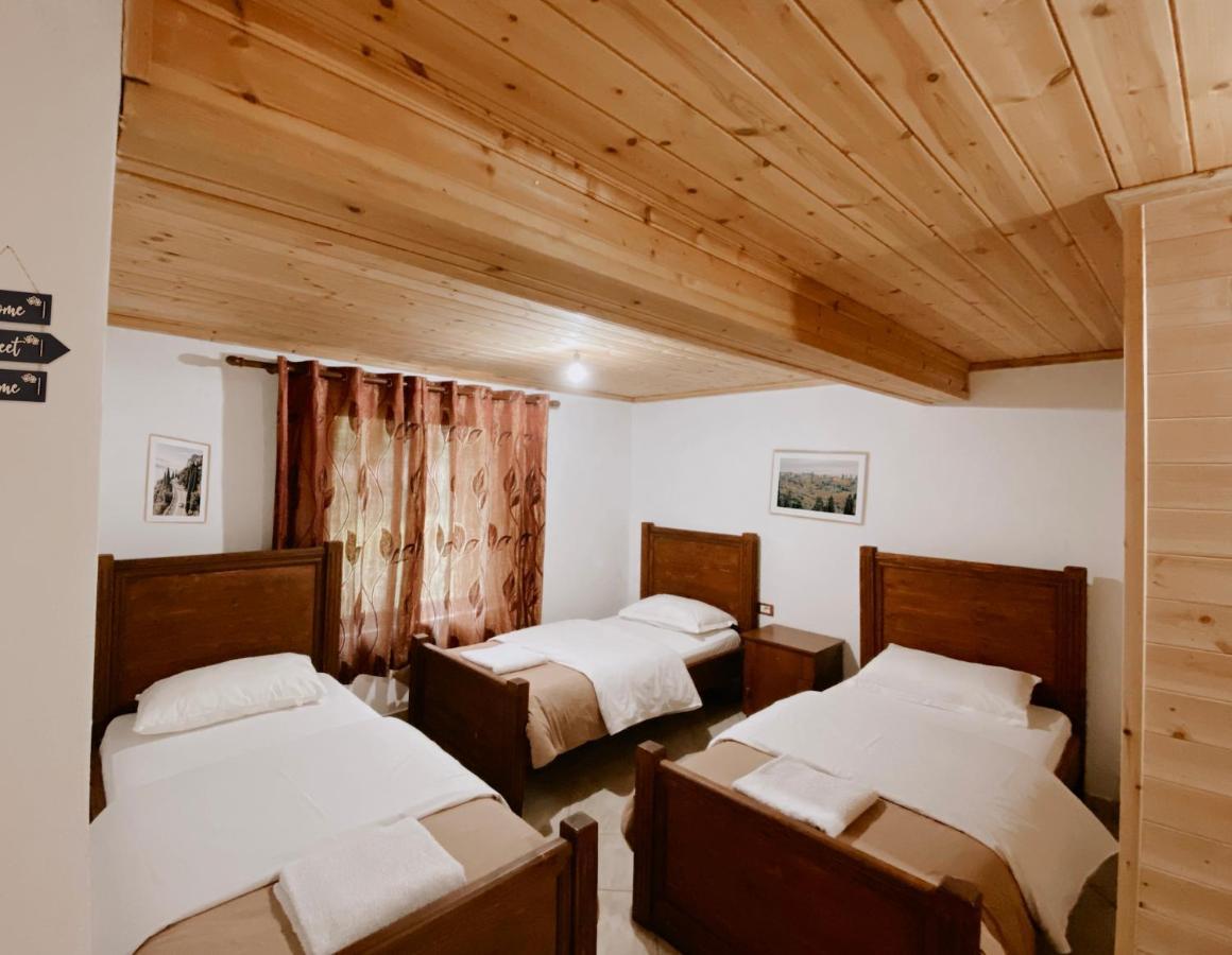 Guesthouse Pashko Тет Екстериор снимка